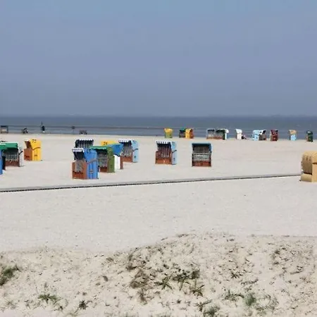Ganz Frisch Bis 6 Personen An Der Nordsee Dornum